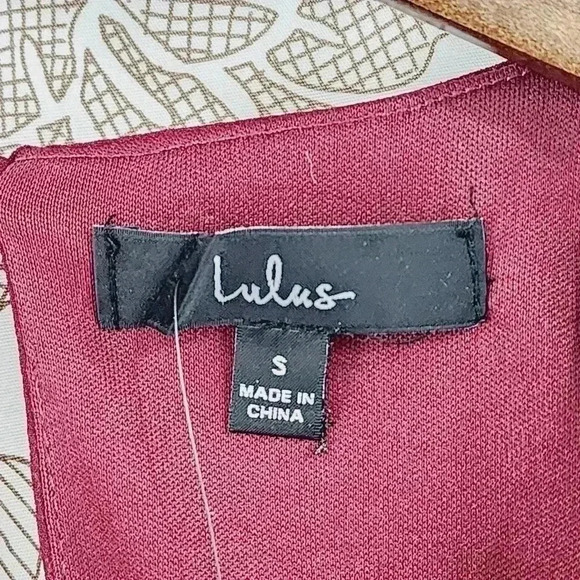 Lulu's Women's Chiffon Cold Shoulder Wrap Burgundy Romper Size S - Picture 8 of 9